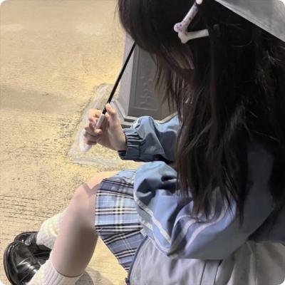在巨人中间
